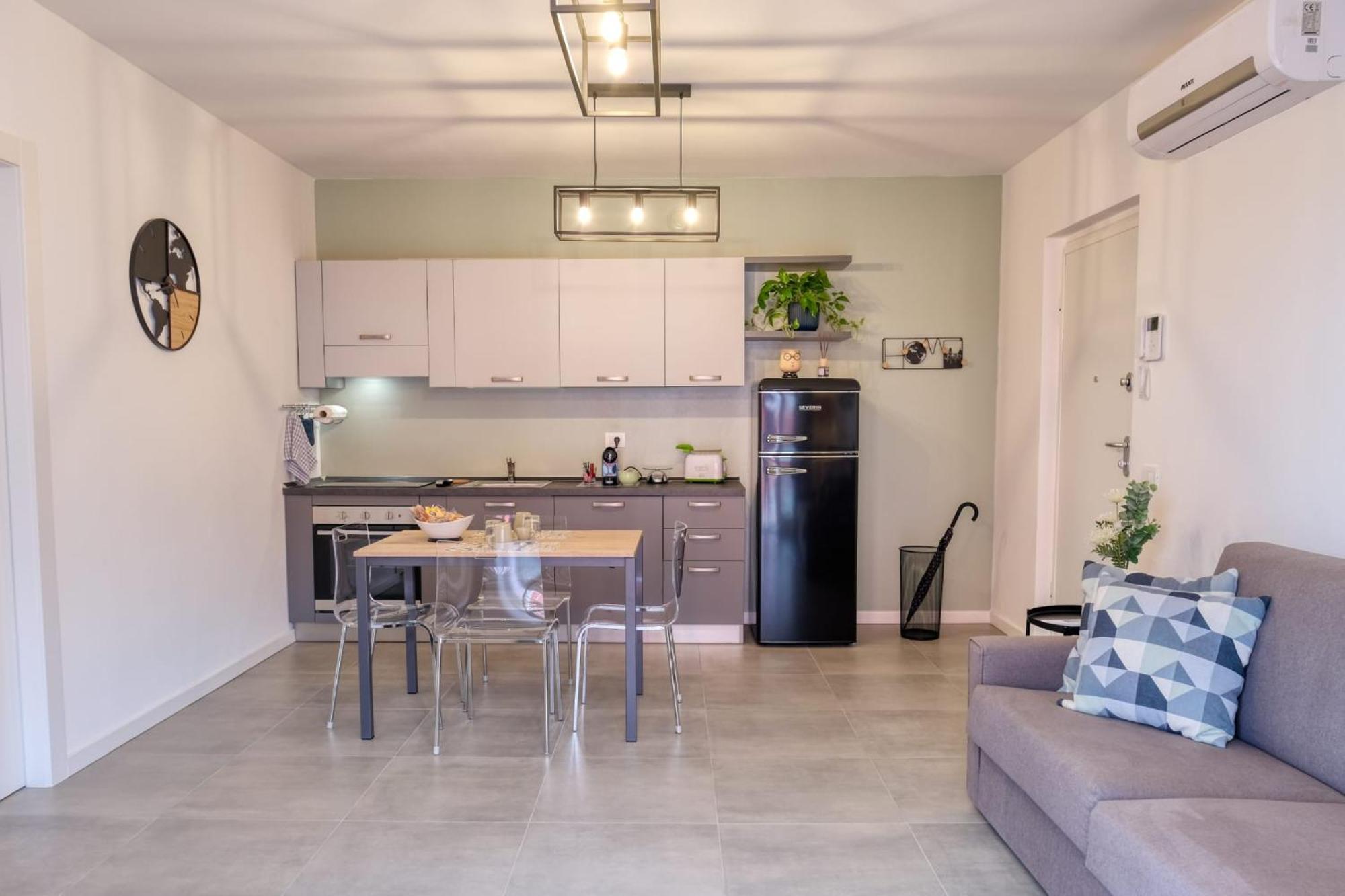 ורונה Appartamento Al 45 B.Go Roma -Vr- Con Garage מראה חיצוני תמונה